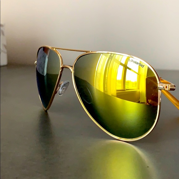 Polaroid Accessories - Polaroid Sunglasses! 🕶